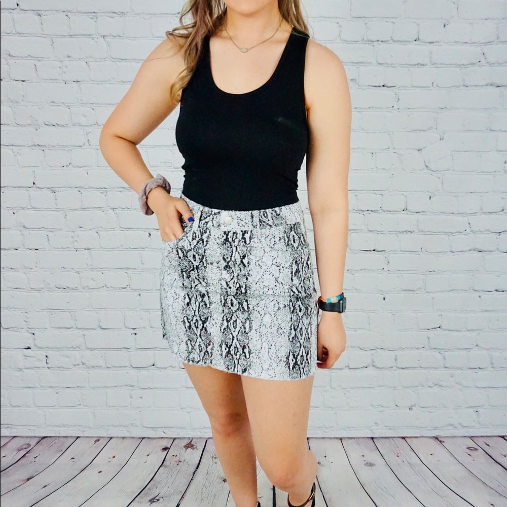 Snake print mini skirt